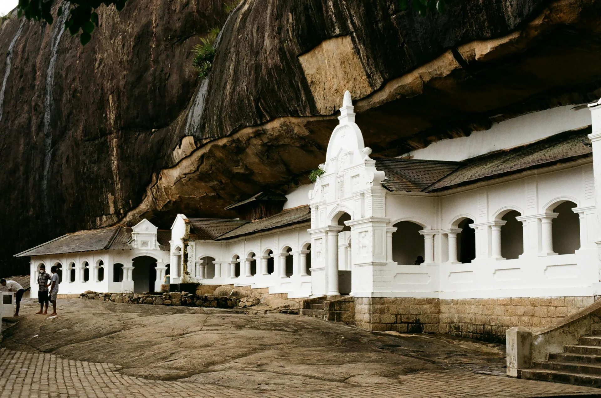 10 Days / 9 Nights Sri Lanka Luxury Tour Package