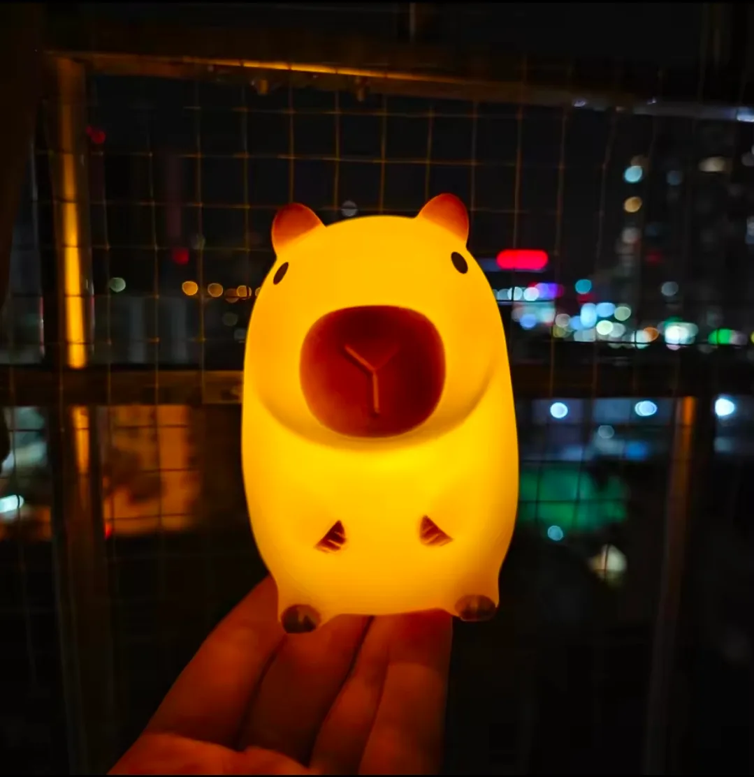 ​🐹 ✨ Adorable Capybara Silicone LED Night Light ✨ 🐹