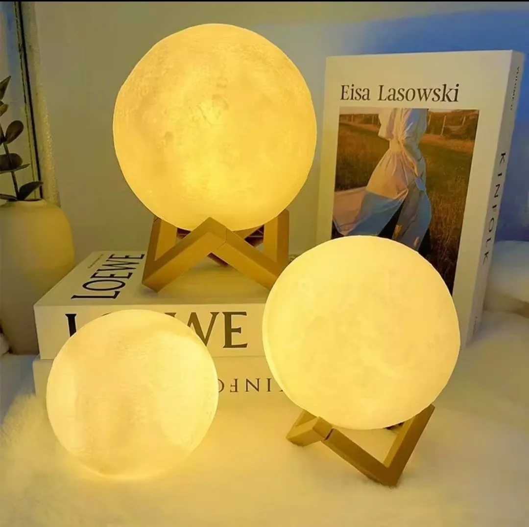 A Beautiful 3D Moon Lamp 🌙